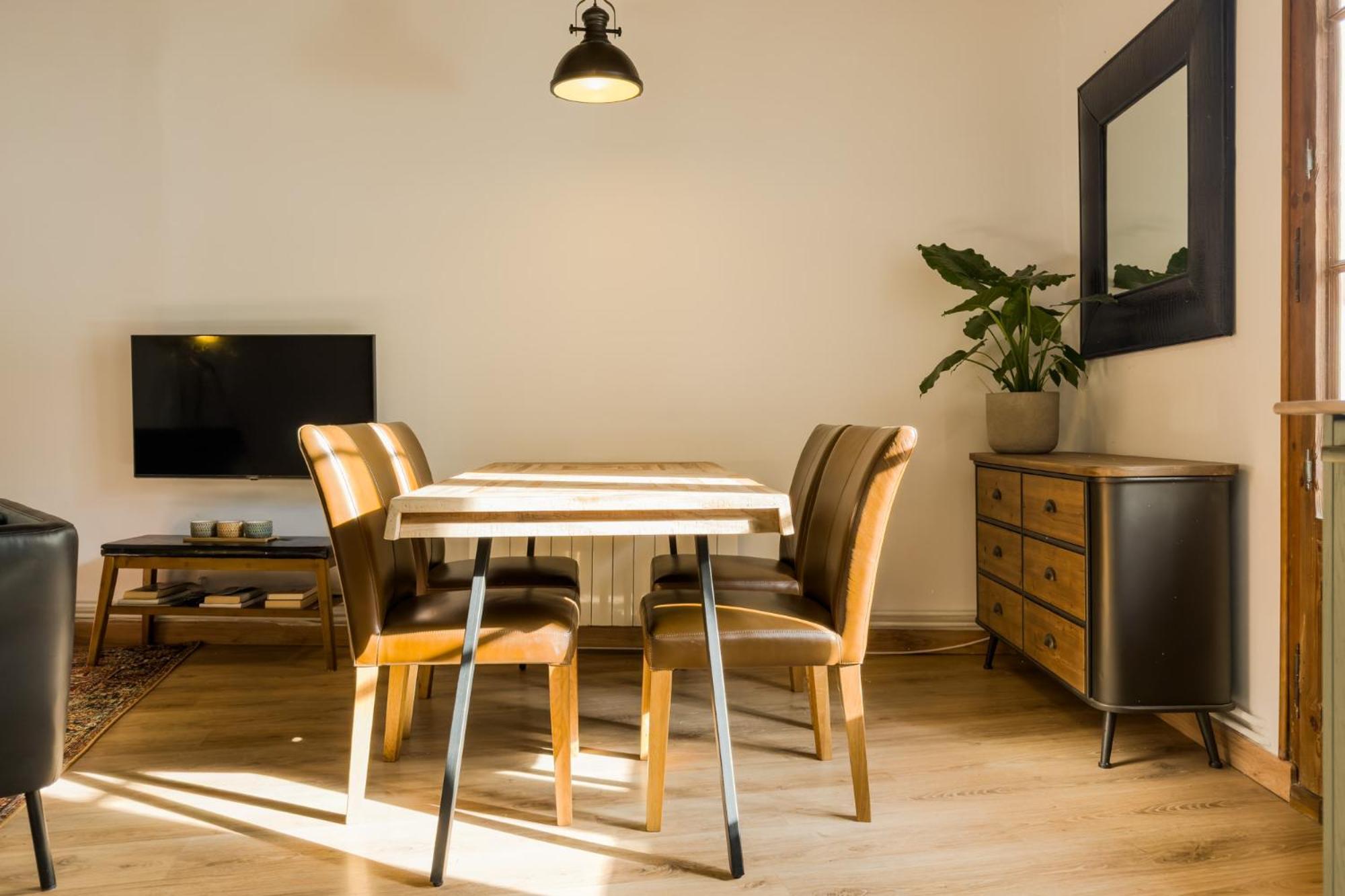 Magalhaes - Trad Flat In Poble Sec, Near Ramblas Barcelona Ngoại thất bức ảnh