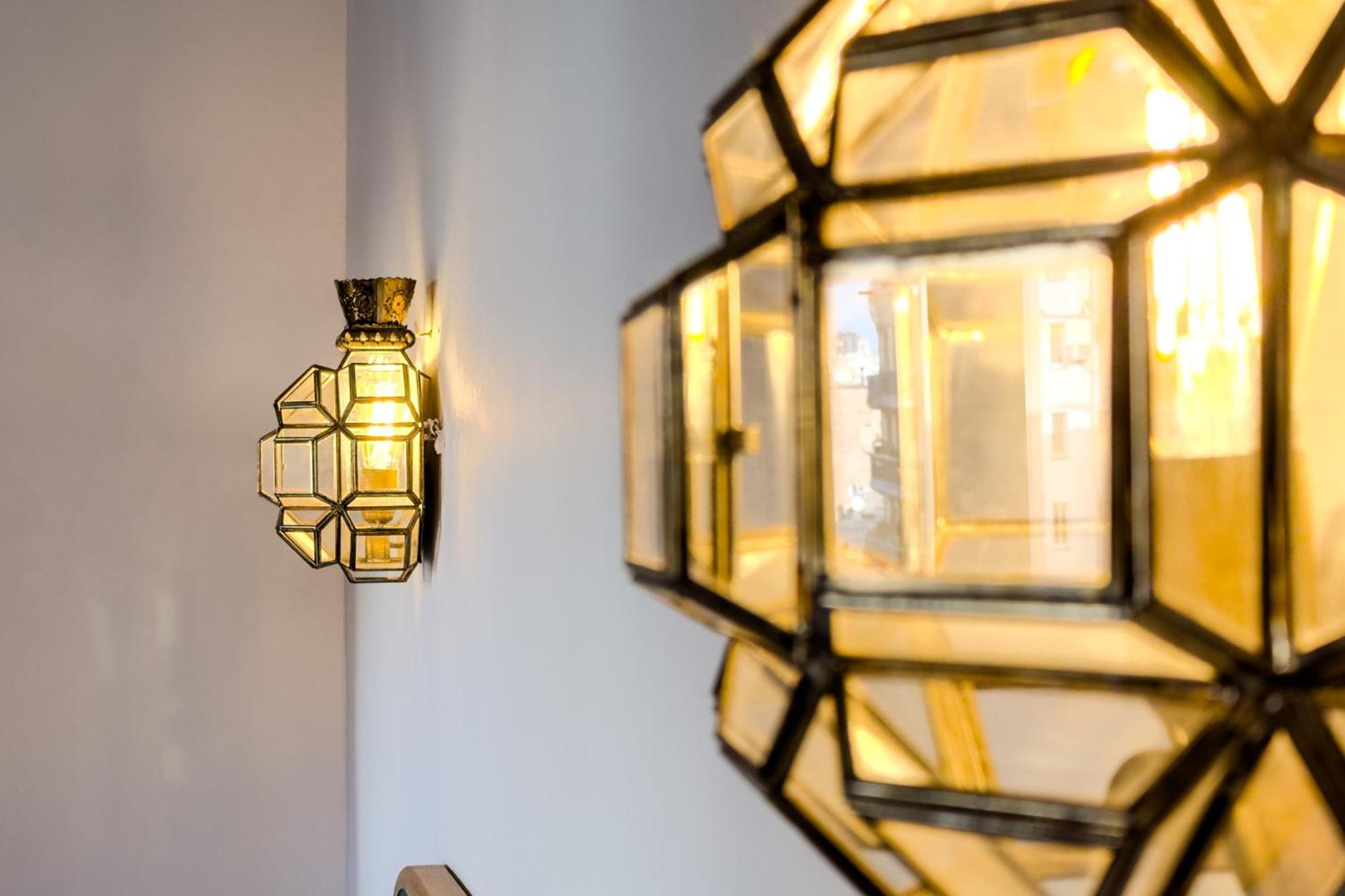Magalhaes - Trad Flat In Poble Sec, Near Ramblas Barcelona Ngoại thất bức ảnh